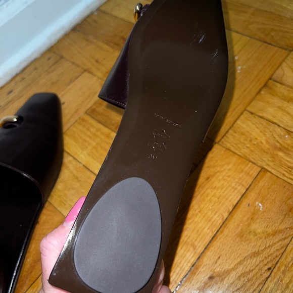 Tory Burch Pierced Mule in Plum - Picture 5 of 8